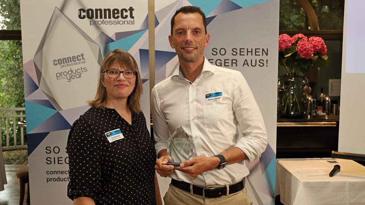 Diana Künstler und Hendrik Flierman auf der Preisverleihung der connect professional-Leserwahl 2023