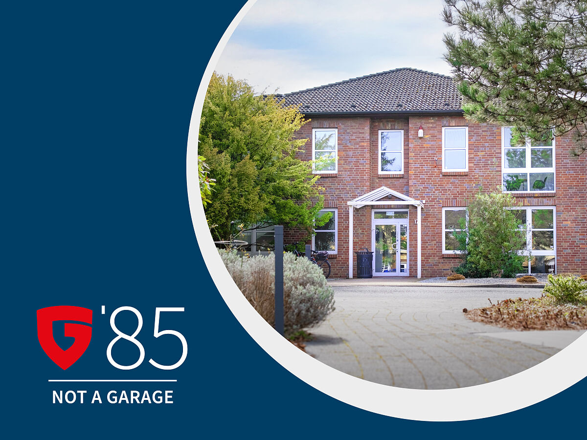 2 Jahre G58 - Not a Garage